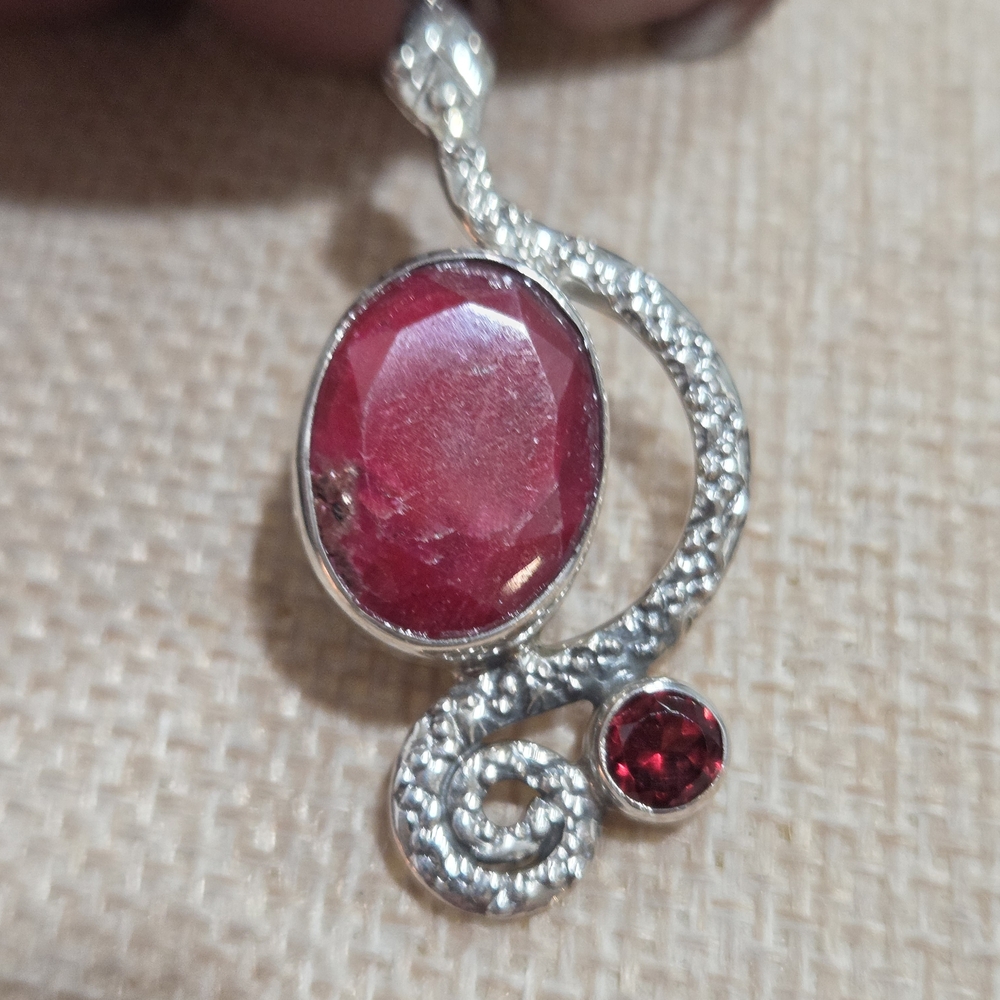 Elegant Silver And Red Ruby Gemstone Pendant - image 1